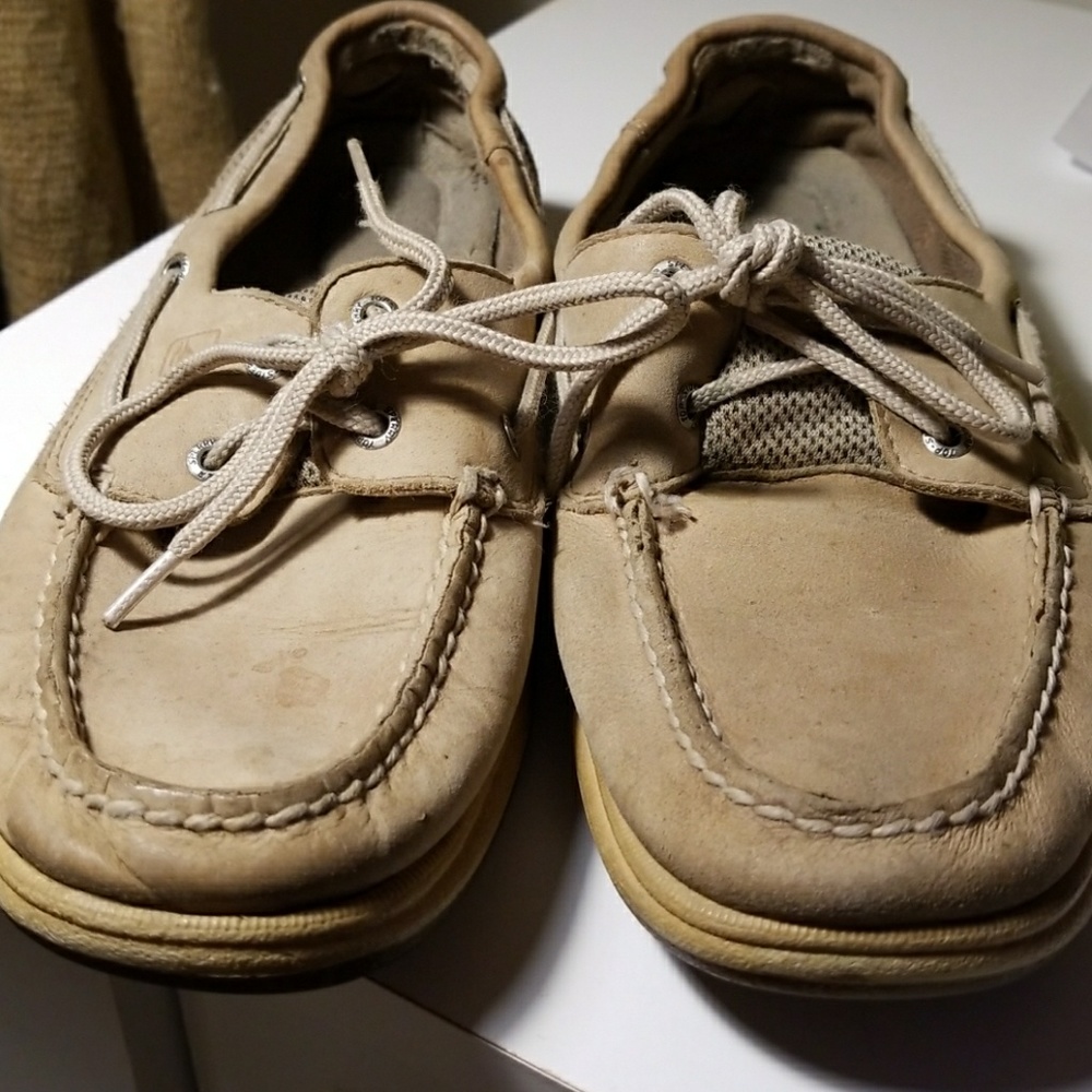 Slightly used Sperry's